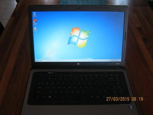 HP 635 AMD E450 HD graphics 1.65ghz 2gb ram 320gb hdd and HP bag